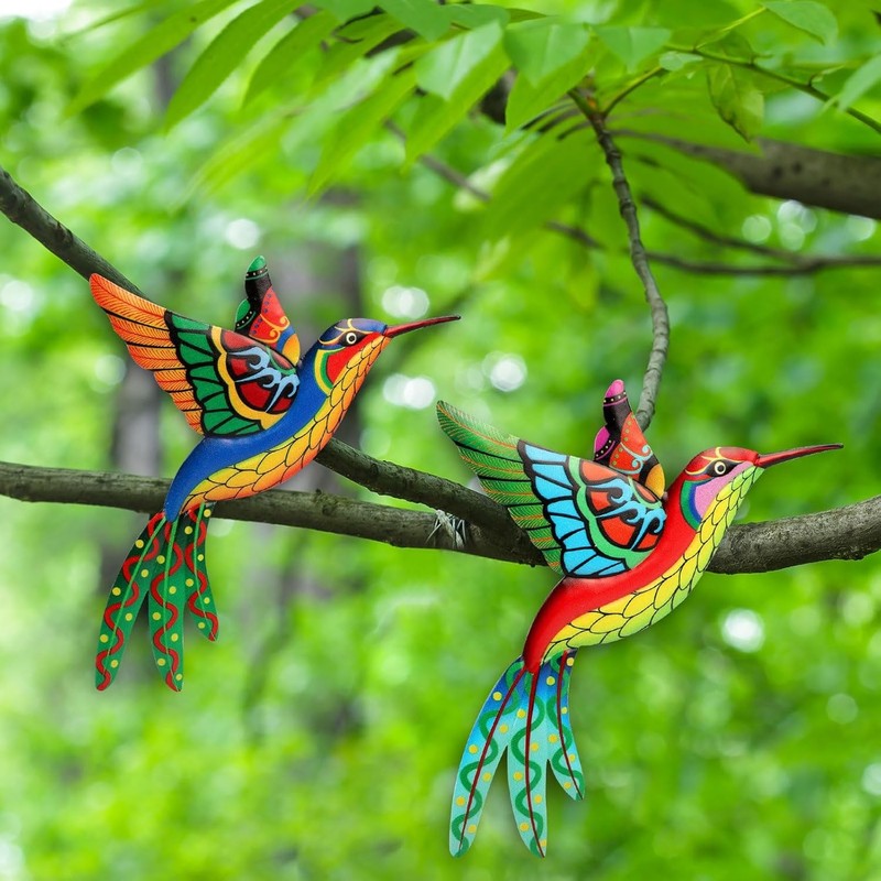 4Pcs Garden Wall Art Metal Hummingbird Outdoor Fence Hanging Yard Decorations