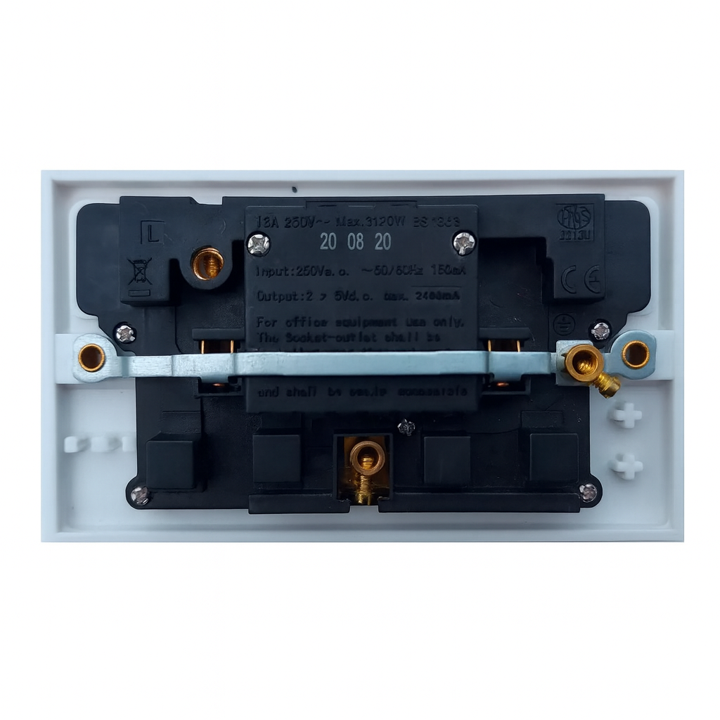 Double USB Wall Socket 13A Switched Plug Outlet 2 Gang Mains Power White