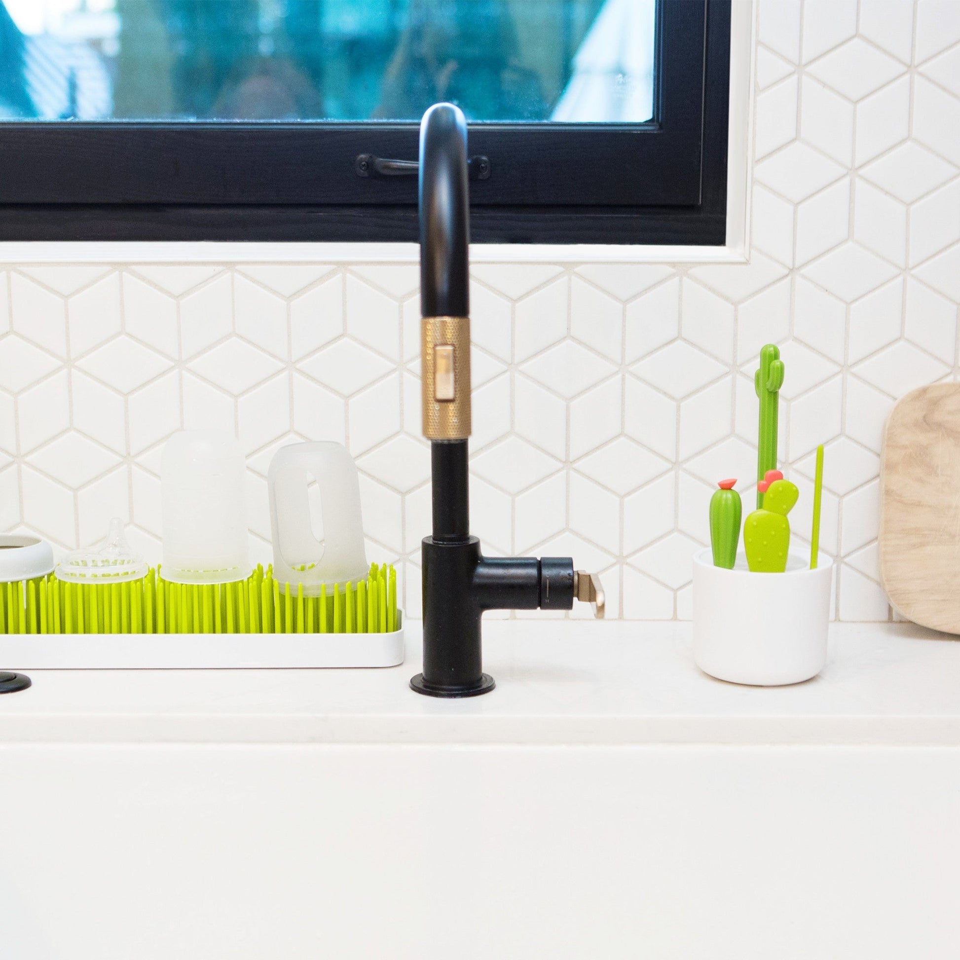 Boon CACTI Bottle Cleaning Brush Set Baby Products Wholesaler
