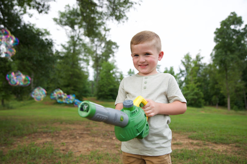 Tomy John Deere Bubble Leaf Blower & Refill Can Baby Products Wholesaler
