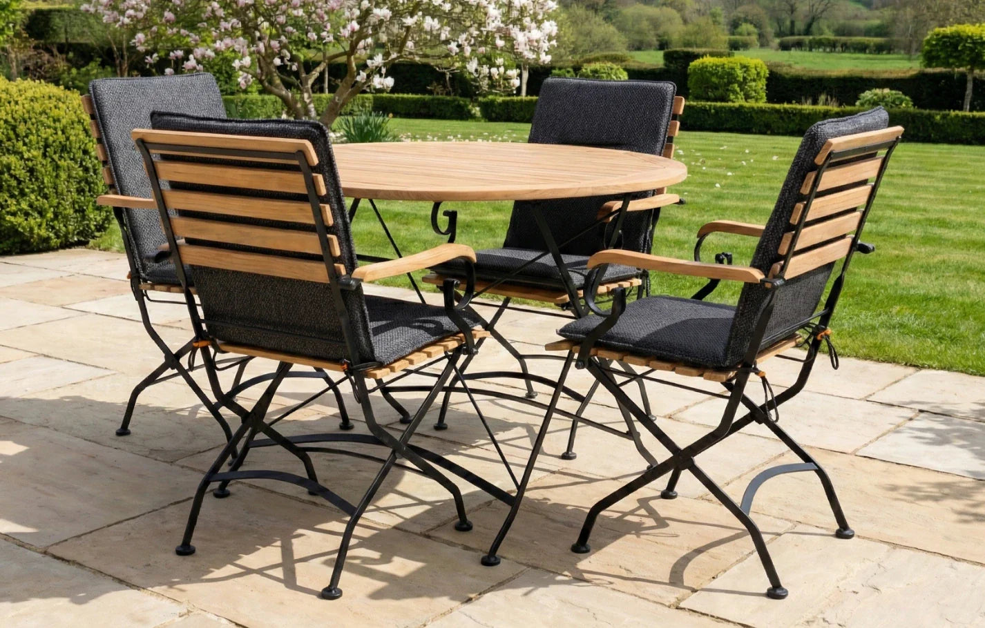 Sicily 4 Seater Teak and Wrought Iron Round 110cm Garden Dining Set MINT Outdoor